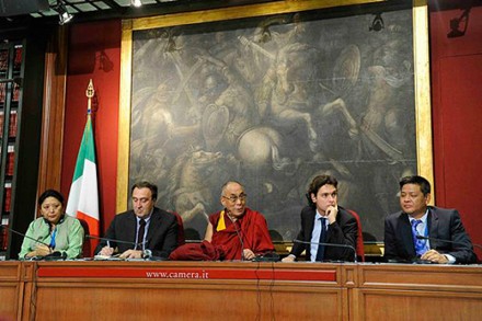 His Holiness addressing the media (Center) with Dolma Gyari, deputy speaker Tibetan Parliament-in-exile, (1st from right), Matteo Mecacci, the President of the Italian Parliamentary Inter-Group for Tibet (2nd from right), Gianni Vernetti, the Vice-President of the Italian Parliamentary Group for Tibet (2n from left) and Penpa Tsering, Speaker, Tibetan Parliament-in-exile