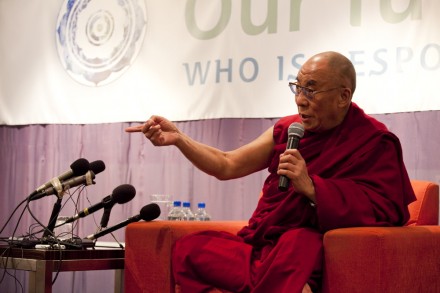 His Holiness the Dalai Lama begins an eleven-day visit to Australia and New Zealand with a talk on 'Our Future: Who Is Responsible?'in Sydney on Monday, 30 November 2009. Photo by Jamie Williams