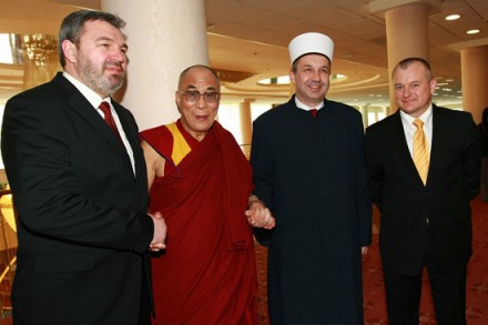 Mufti dr. Nedžad Grabus, the head of the Slovenian Muslim community, with His Holiness the Dalai Lama