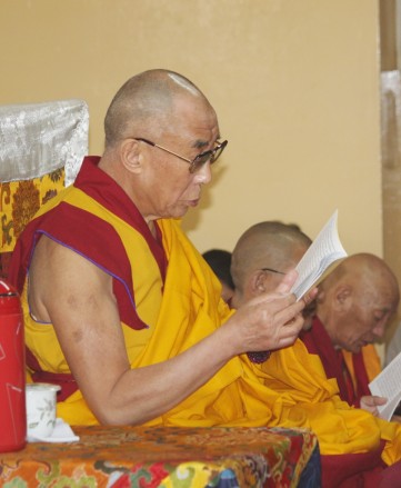 His Holiness the Dalai Lama led the third-week mass prayer for the Kyigudo earthquake victims. Photos / Tibet.Net